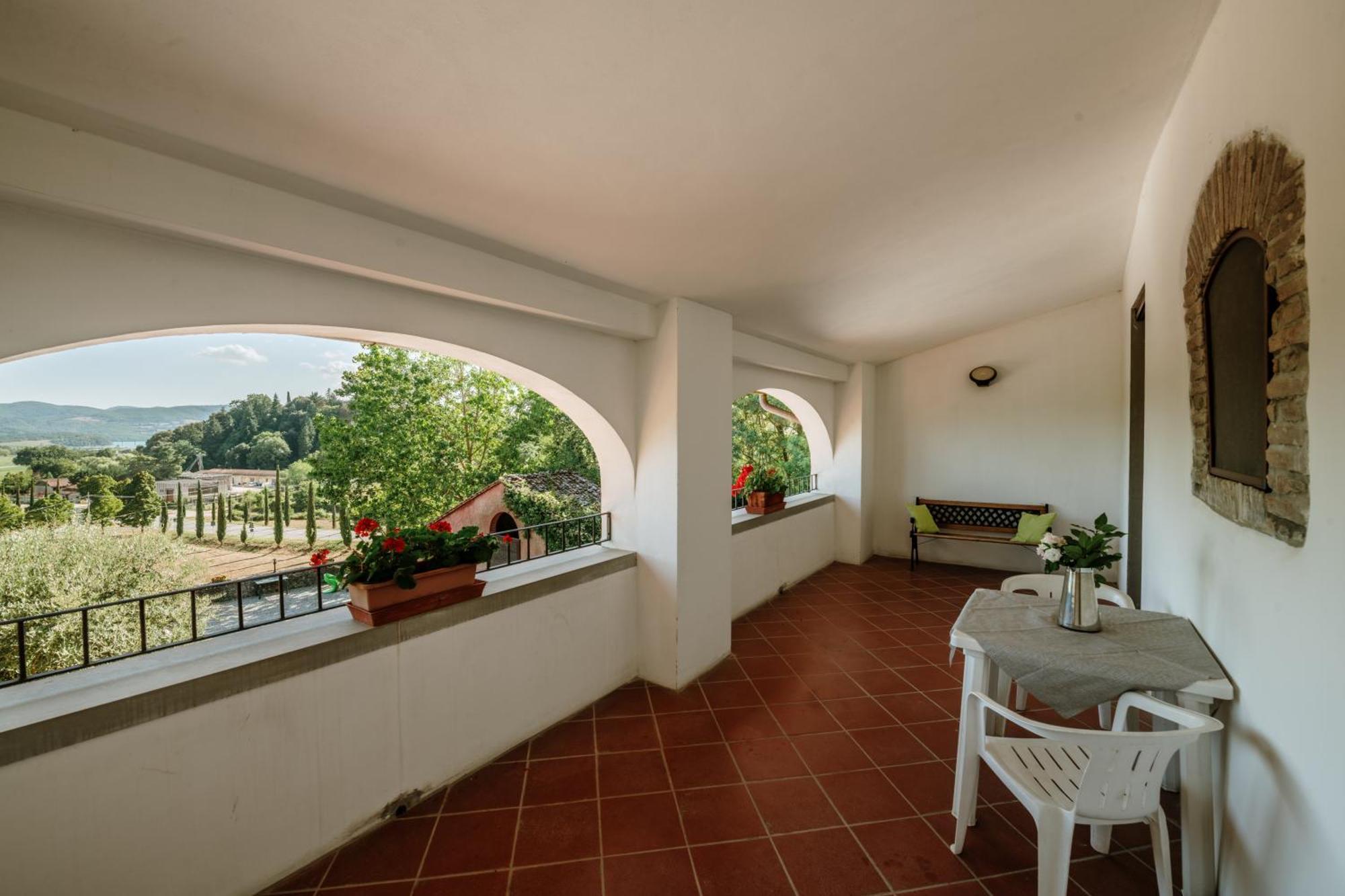 Agriturismo Poggio Di Sotto Галлиано Экстерьер фото